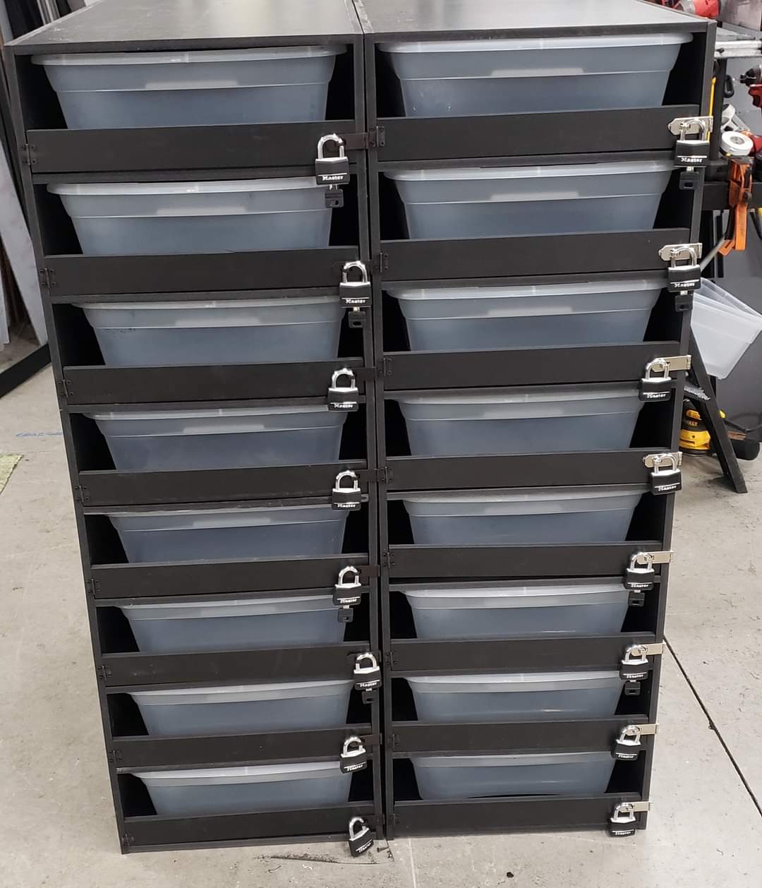 41qt pvc racks